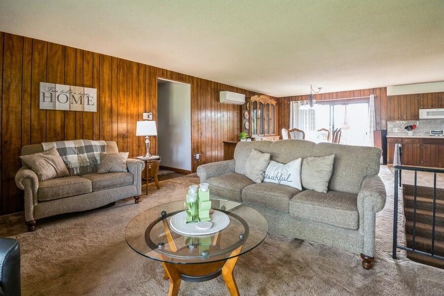 1410 Nichols Road Benton Harbor, MI 49022 - Photo 3 of 12 03_1410NicholsRd_93001_LivingRoomDiningR