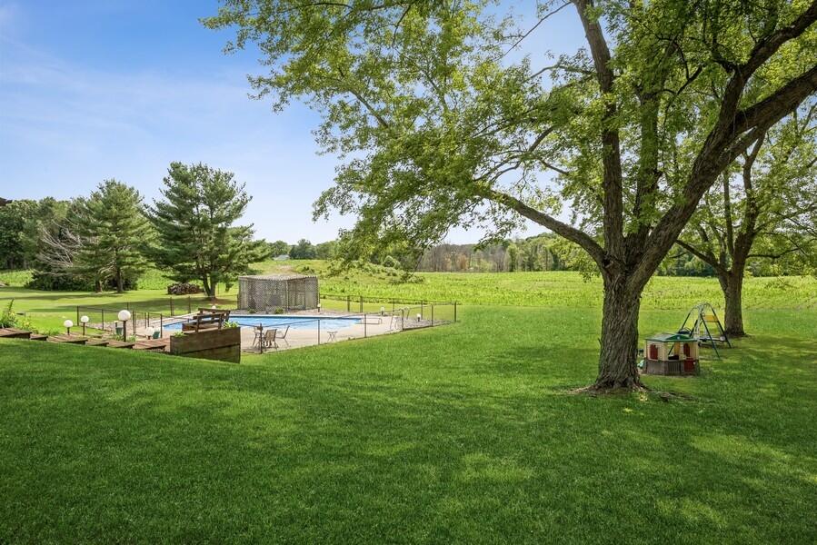 1410 Nichols Road Benton Harbor, MI 49022 - Photo 9 of 12 09_1410NicholsRd_26_BackYard_LowRes