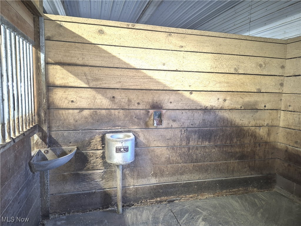 15660 Georgia Road Middlefield, OH 44062 - Photo 21 of 31 Stall have automatic waterers