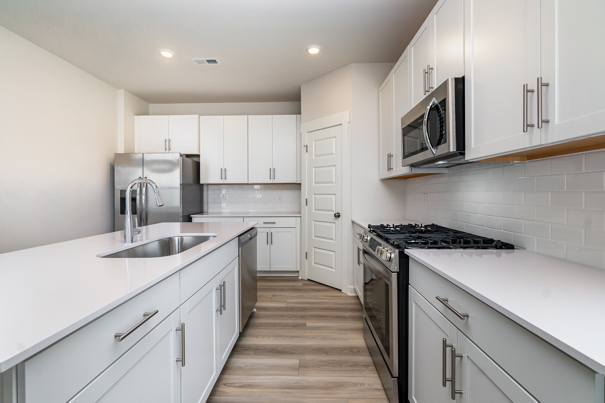 208 Goldfinch Road Mount Juliet, TN 37122 - Photo 9 of 26