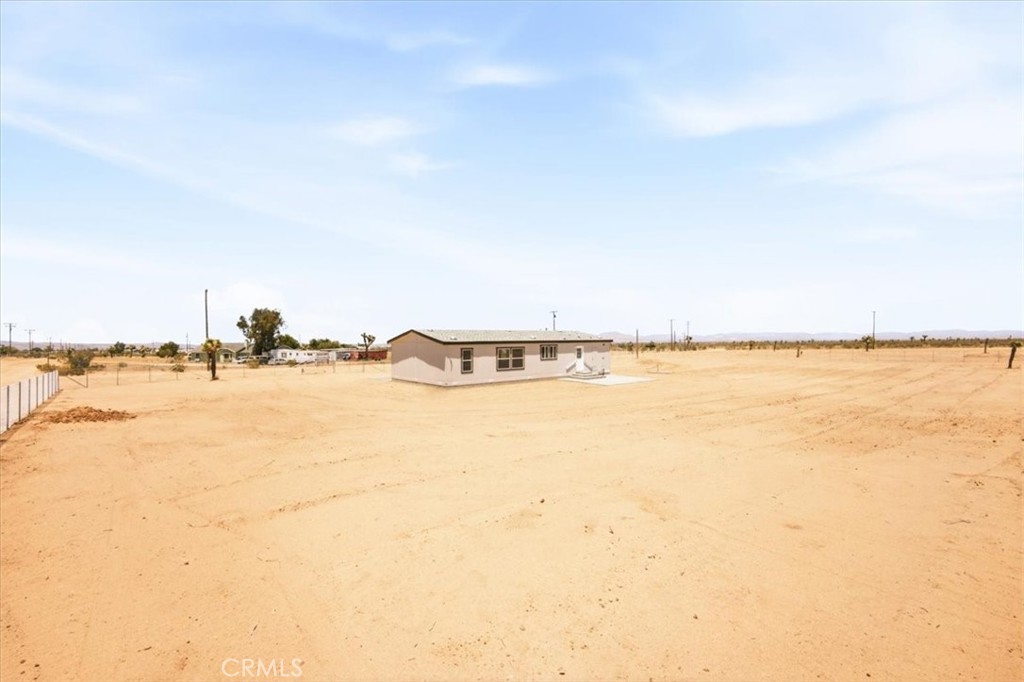 7625 Luna Road Phelan, CA 92371 - Photo 31 of 34 Gallery Image 31