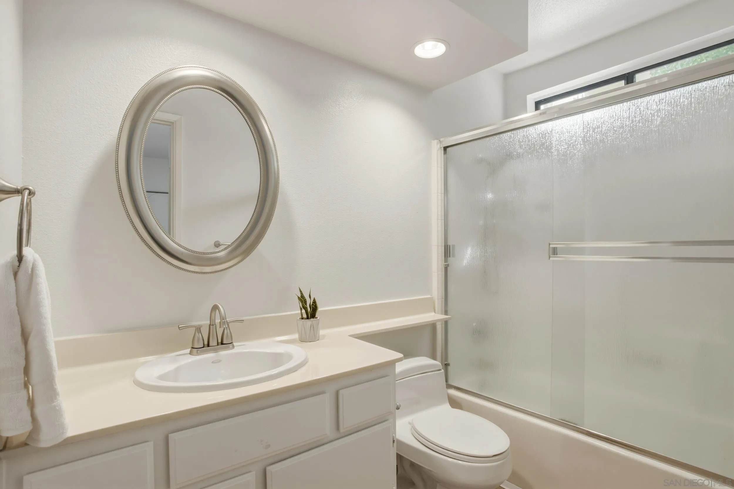 5375 Rio Plata Drive Oceanside, CA 92057 - Photo 18 of 32