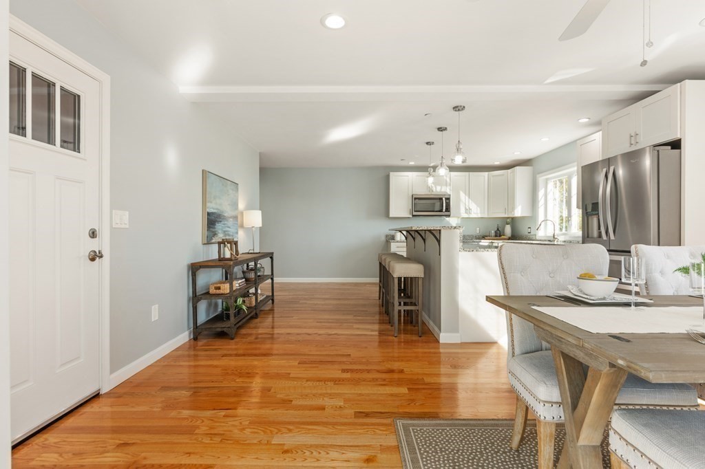 25 Glen Road, Unit 1 Swampscott, MA 01907 - Photo 3 of 23 Gallery Image 3