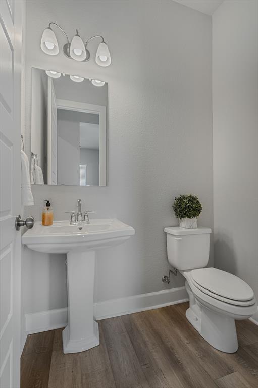 2229 Robin Way Northlake, TX 76247 - Photo 7 of 40 Powder bath.