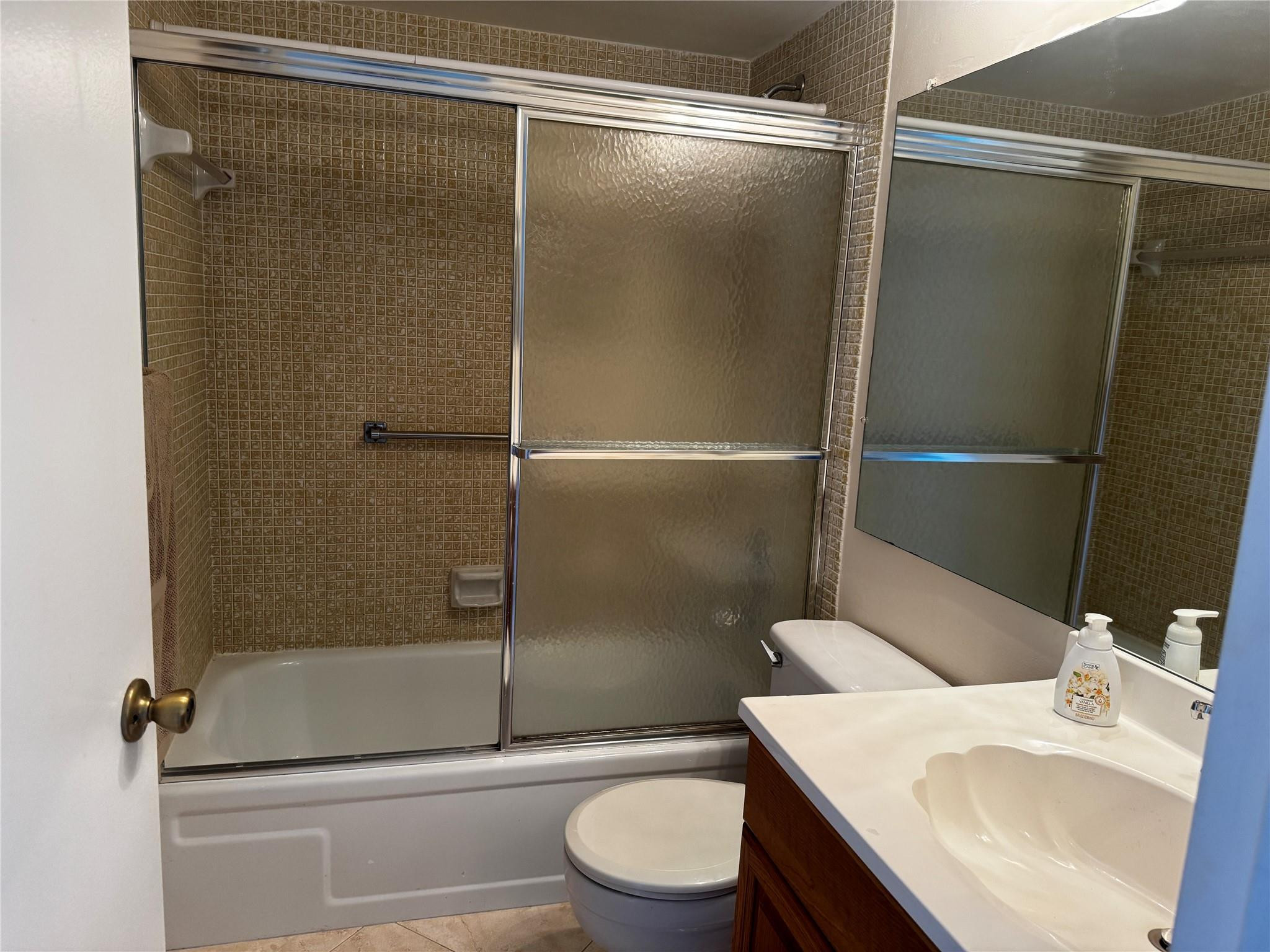 3026 Exeter, Unit 3026B Boca Raton, FL 33434 - Photo 13 of 31 Photo 13