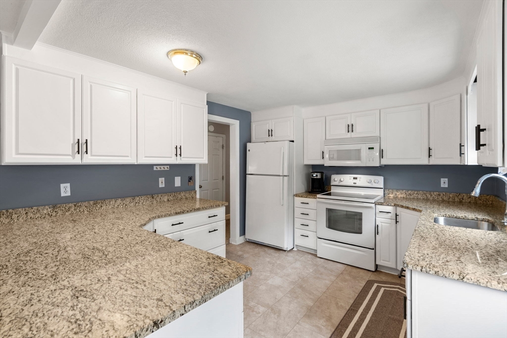78 Robbie Road Braintree, MA 02184 - Photo 14 of 42 Gallery Image 14