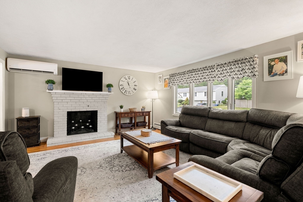 78 Robbie Road Braintree, MA 02184 - Photo 6 of 42 Gallery Image 6