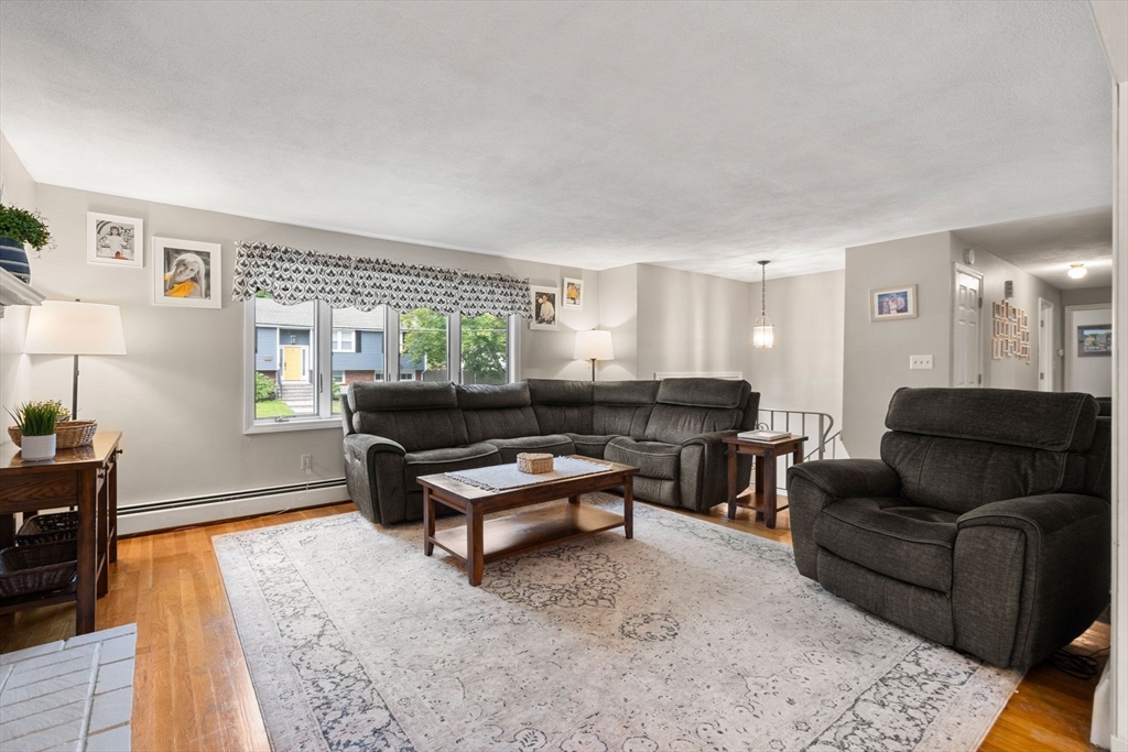 78 Robbie Road Braintree, MA 02184 - Photo 8 of 42 Gallery Image 8