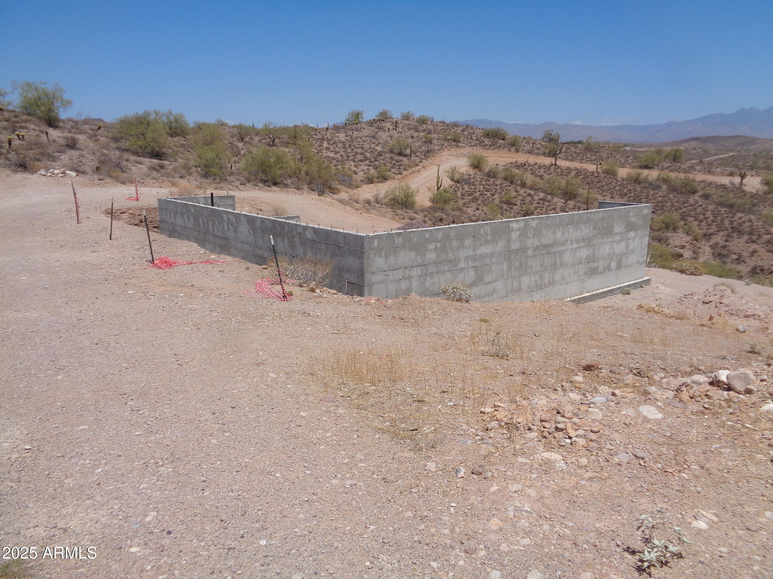 12906 North Goldfield Road, Unit 3T Fort McDowell, AZ 85264 - Photo 16 of 28 a view of terrace with mountain and trees in the background
