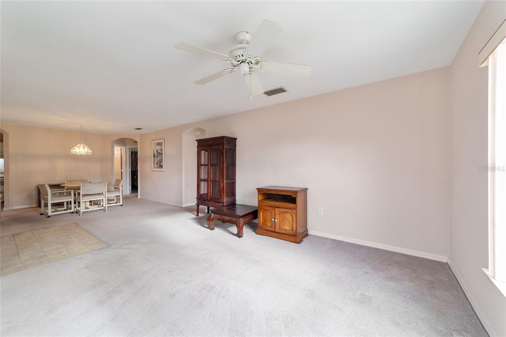 7186 Southwest 113th Loop Ocala, FL 34476 - Photo 6 of 39 Gallery Image 6