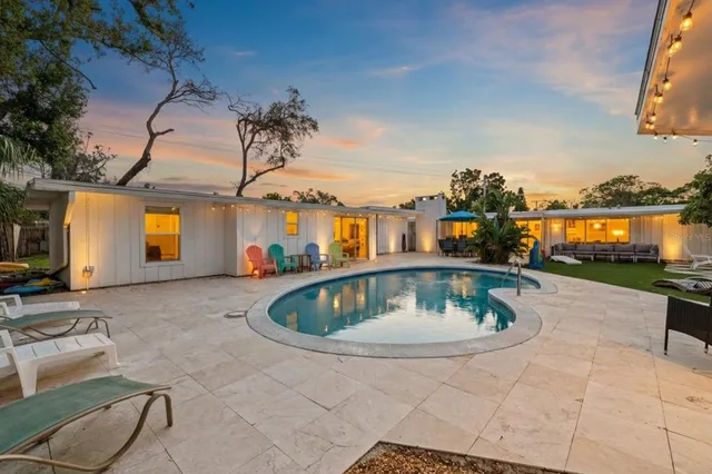 $1,650,000 | 2069 Bougainvillea Street, Sarasota, FL 34239