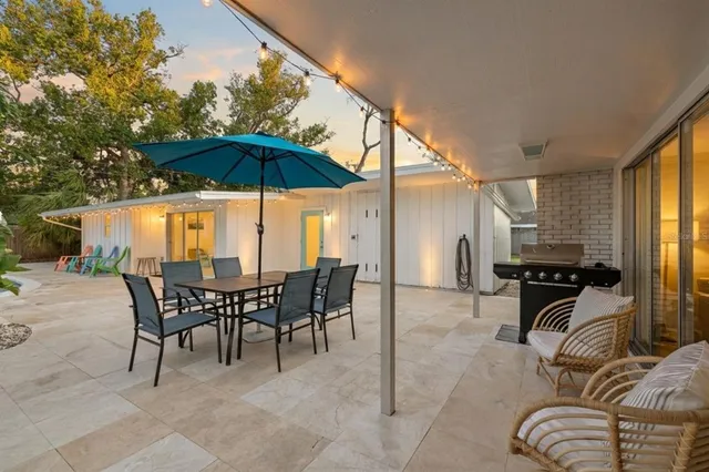 $1,650,000 | 2069 Bougainvillea Street, Sarasota, FL 34239