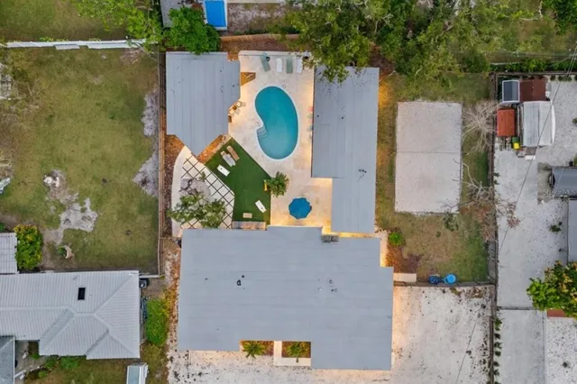 $1,650,000 | 2069 Bougainvillea Street, Sarasota, FL 34239