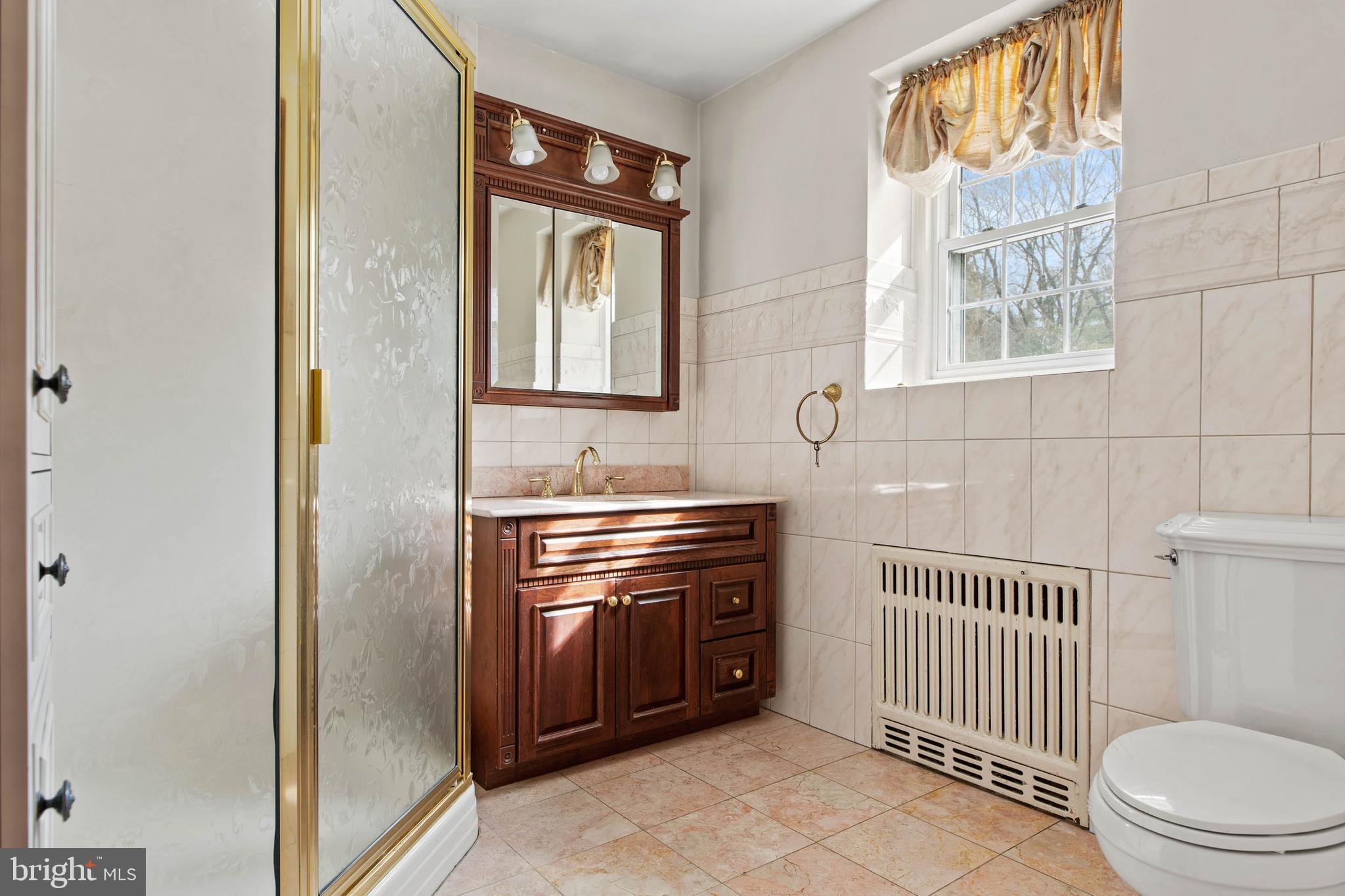 1789 Old Welsh Road Huntingdon Valley, PA 19006 - Photo 21 of 39 1st floor primary bath