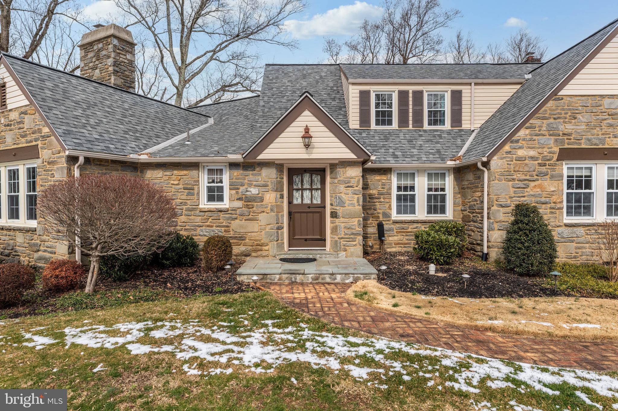 1789 Old Welsh Road Huntingdon Valley, PA 19006 - Photo 35 of 39 Front of house