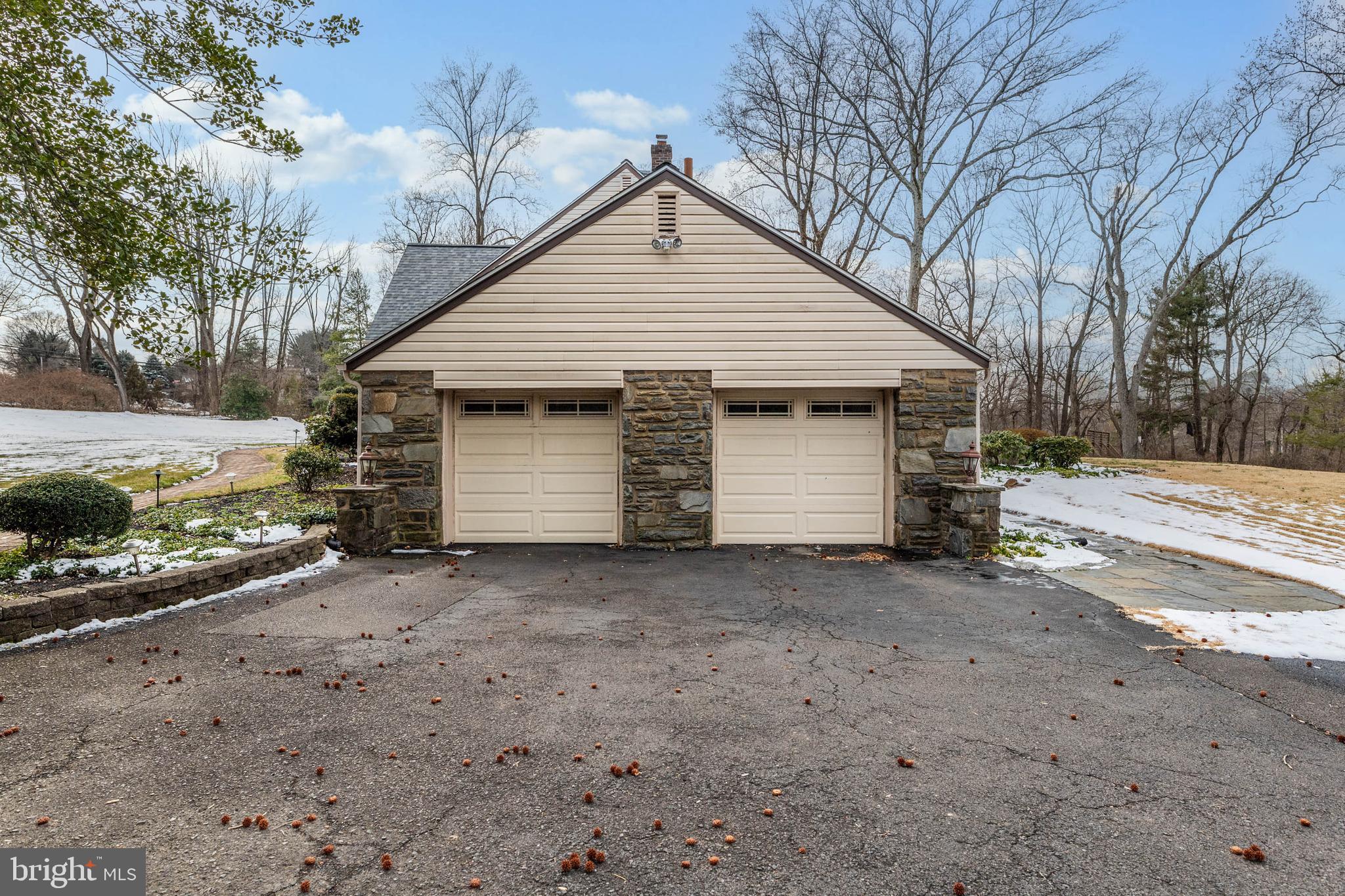 1789 Old Welsh Road Huntingdon Valley, PA 19006 - Photo 38 of 39 Garage
