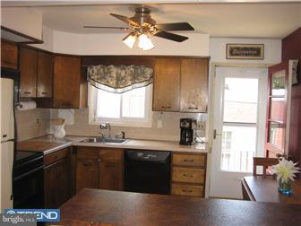 155 Juniper Road Havertown, PA 19083 - Photo 4 of 9 Kitchen