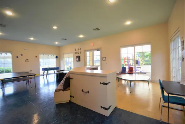 $8,000 | 107 Via Escobar Way, Palm Beach Gardens, FL 33418