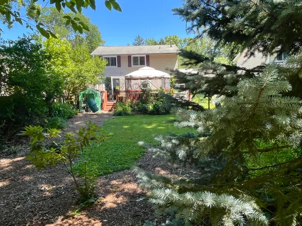 $465,000 | 2675 Valley Drive, Ann Arbor, MI 48103