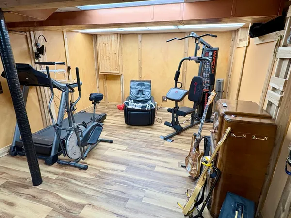 $465,000 | 2675 Valley Drive, Ann Arbor, MI 48103