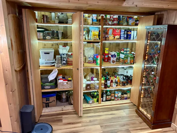 $465,000 | 2675 Valley Drive, Ann Arbor, MI 48103