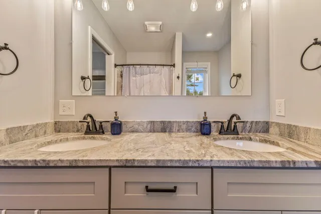 $559,900 | 11 Estes Drive, Steep Falls, ME 04085