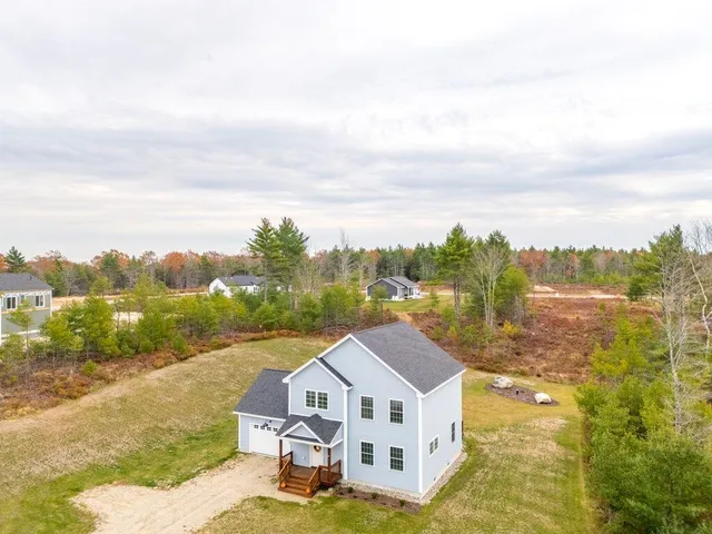 $559,900 | 11 Estes Drive, Steep Falls, ME 04085