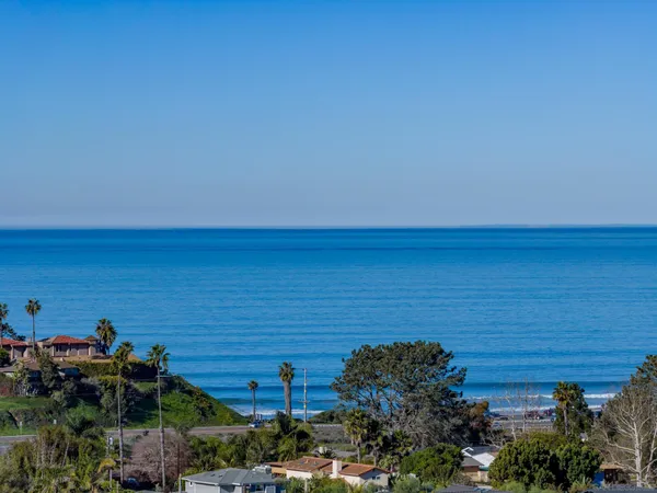 $5,450,000 | 607 North Granados Avenue, Unit 607 & 609, Solana Beach, CA 92075