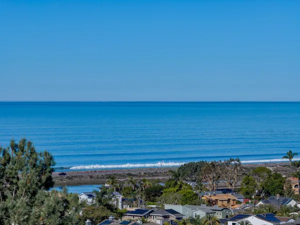 $5,450,000 | 607 North Granados Avenue, Unit 607 & 609, Solana Beach, CA 92075