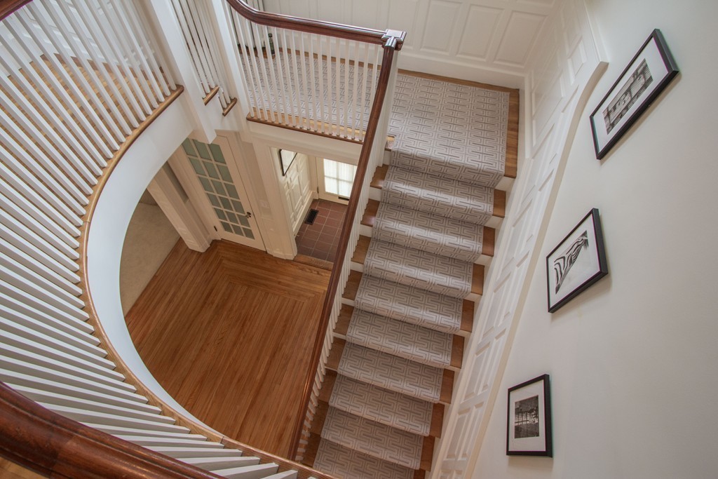 218 Beethoven Avenue Waban, MA 02468 - Photo 11 of 30