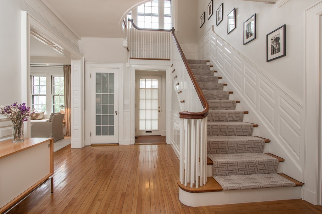 218 Beethoven Avenue Waban, MA 02468 - Photo 2 of 30