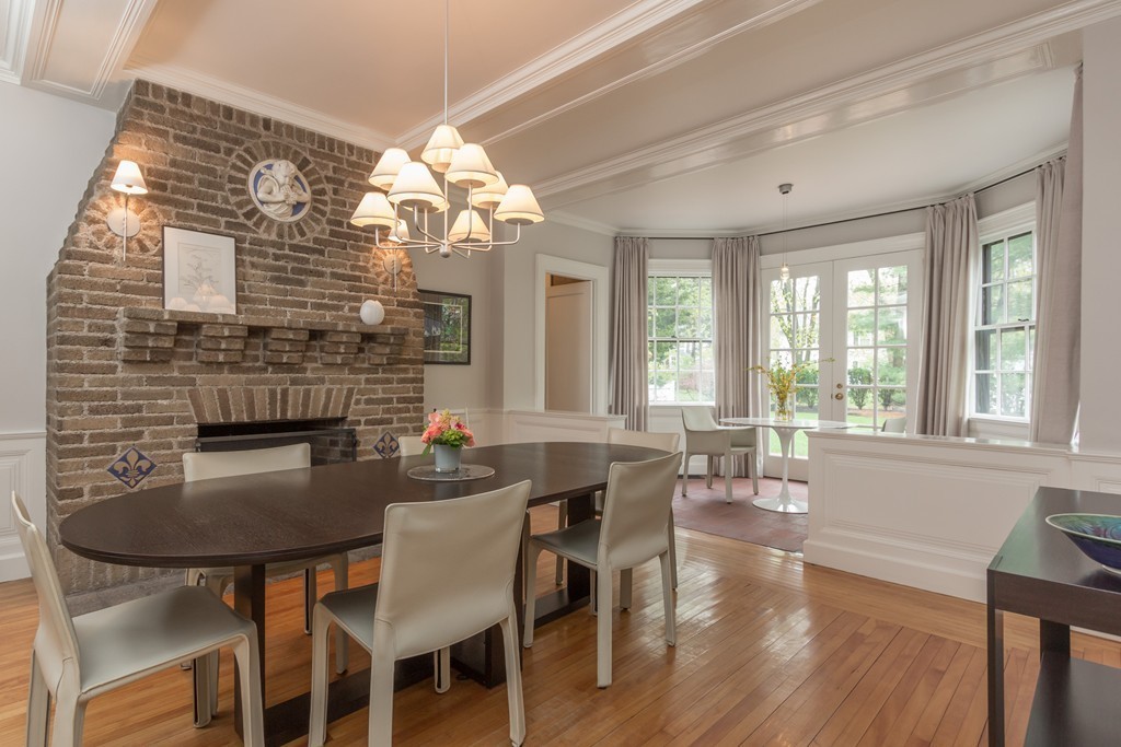 218 Beethoven Avenue Waban, MA 02468 - Photo 6 of 30