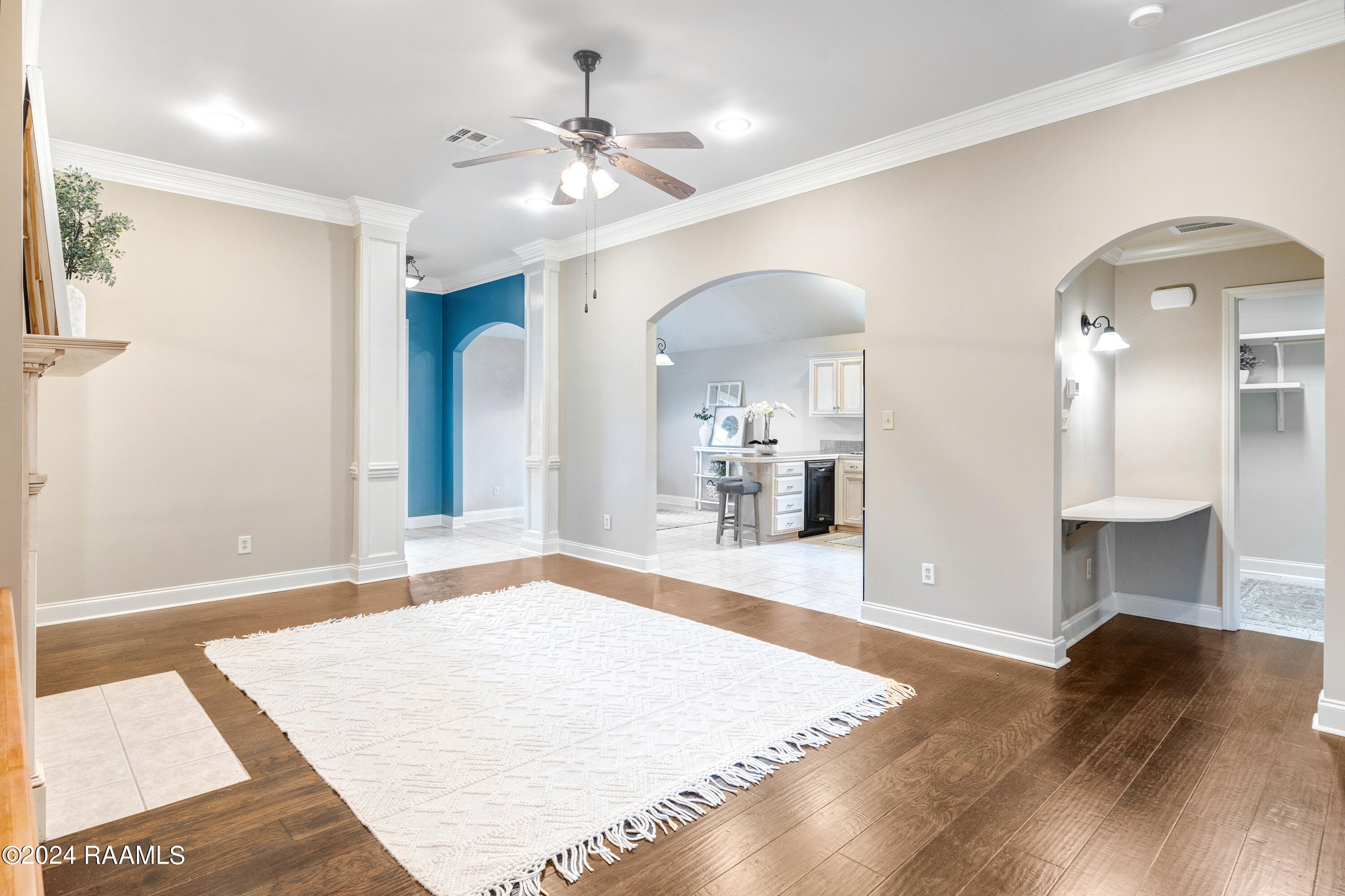 2108 Bonin Road Youngsville, LA 70592 - Photo 4 of 24 Living Room