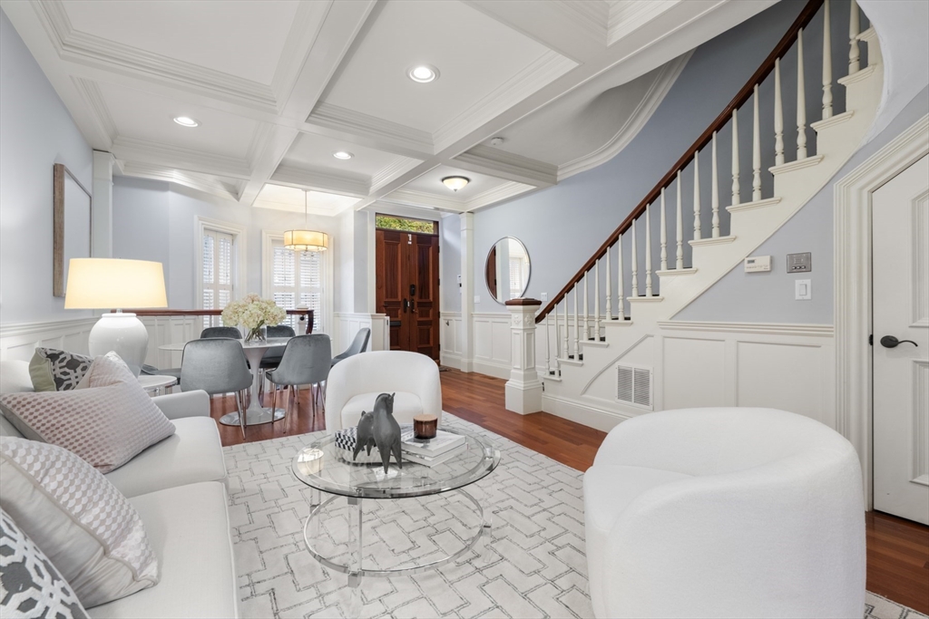 44 Appleton Street Boston, MA 02116 - Photo 2 of 33 a living room with furniture flowerpot and a table