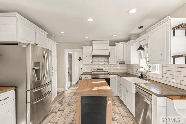 $545,000 | 11090 North 45th East, Idaho Falls, ID 83401