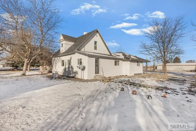 $545,000 | 11090 North 45th East, Idaho Falls, ID 83401