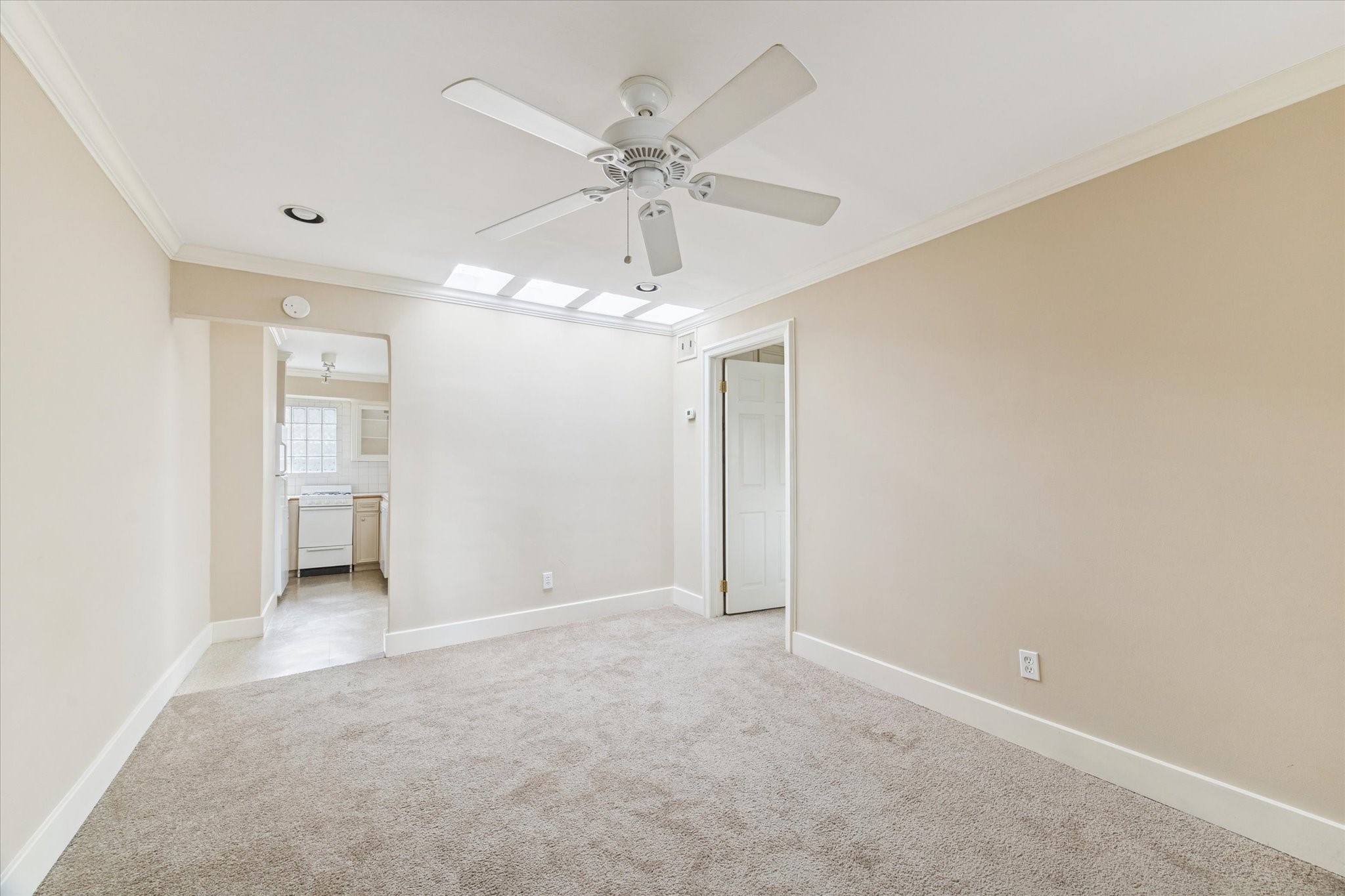 4207 Drake Street Houston, TX 77005 - Photo 7 of 24 a view of an empty room with a window