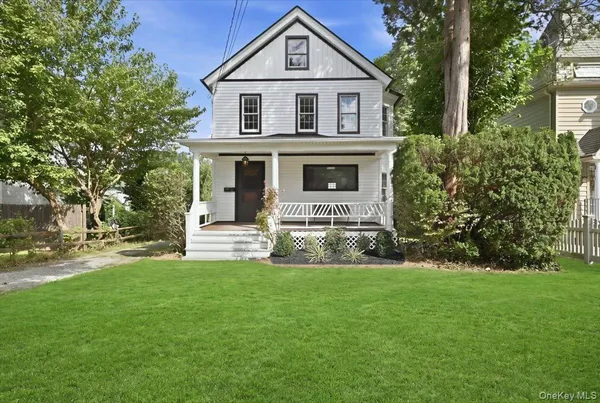 $5,500 | 42 Chestnut Street, Glen Cove, NY 11542