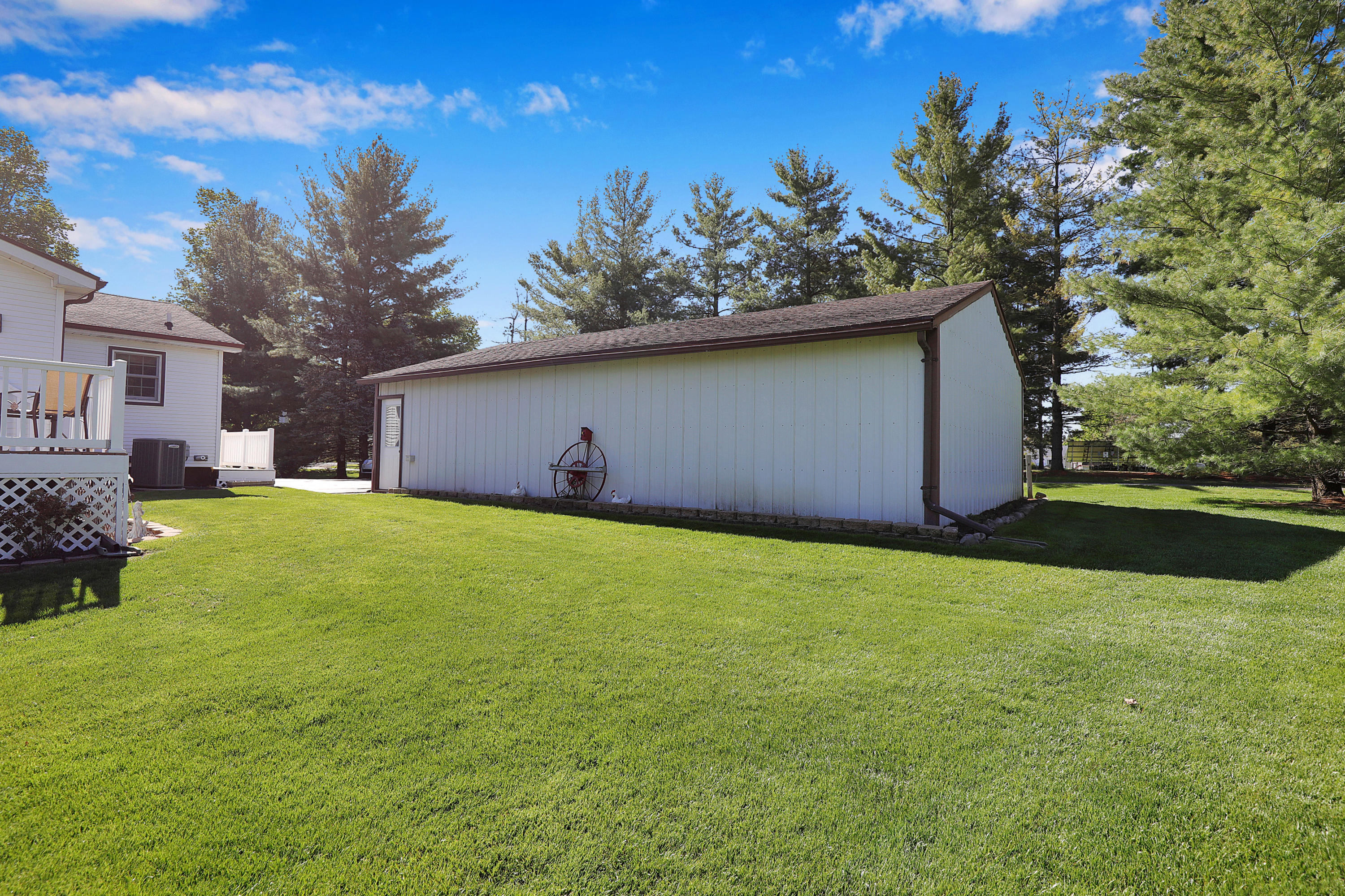 12288 Airport Road Dewitt, MI 48820 - Photo 9 of 32 9I3A0374