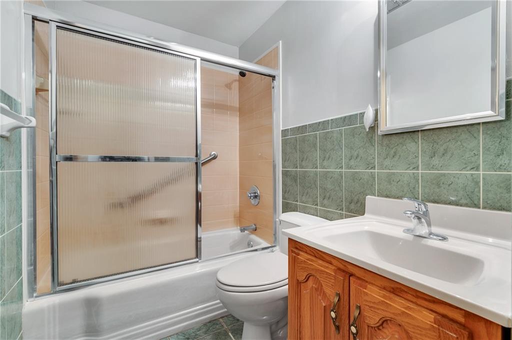 418 Hemlock Road Trafford, PA 15085 - Photo 11 of 25 Gallery Image 11