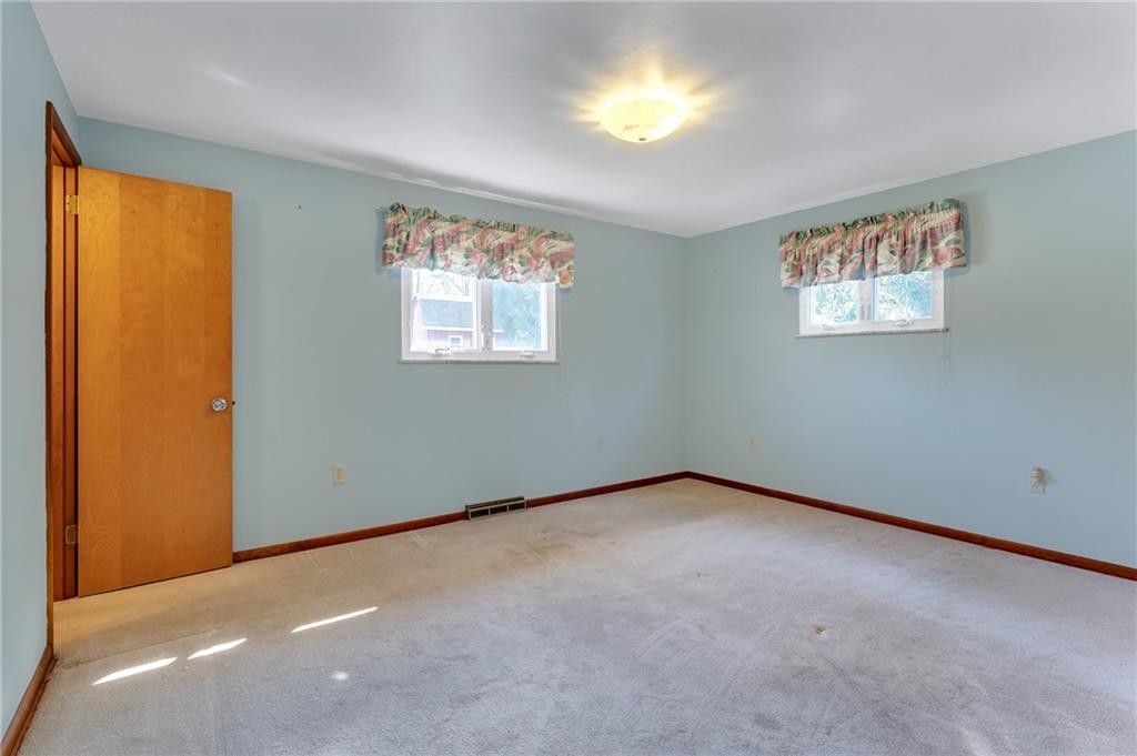 418 Hemlock Road Trafford, PA 15085 - Photo 13 of 25 Gallery Image 13