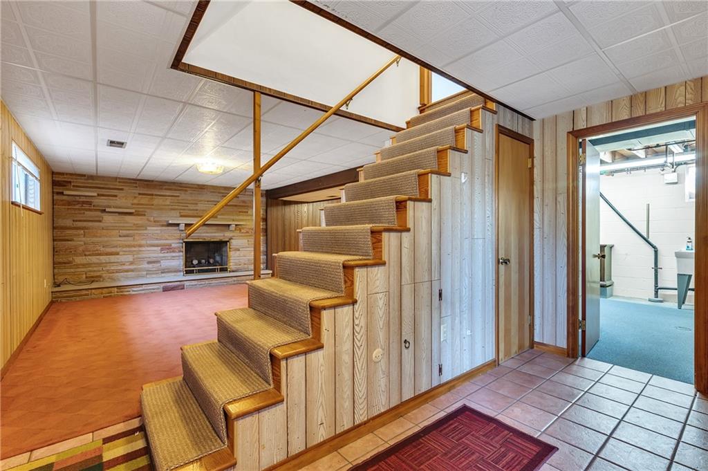 418 Hemlock Road Trafford, PA 15085 - Photo 15 of 25 Gallery Image 15