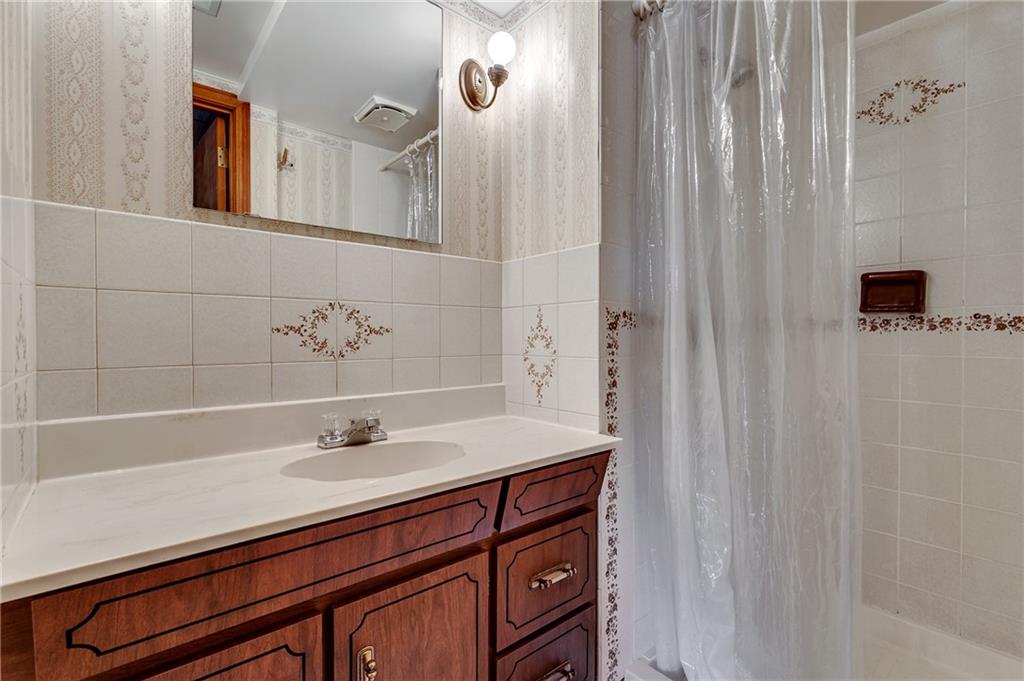 418 Hemlock Road Trafford, PA 15085 - Photo 18 of 25 Gallery Image 18