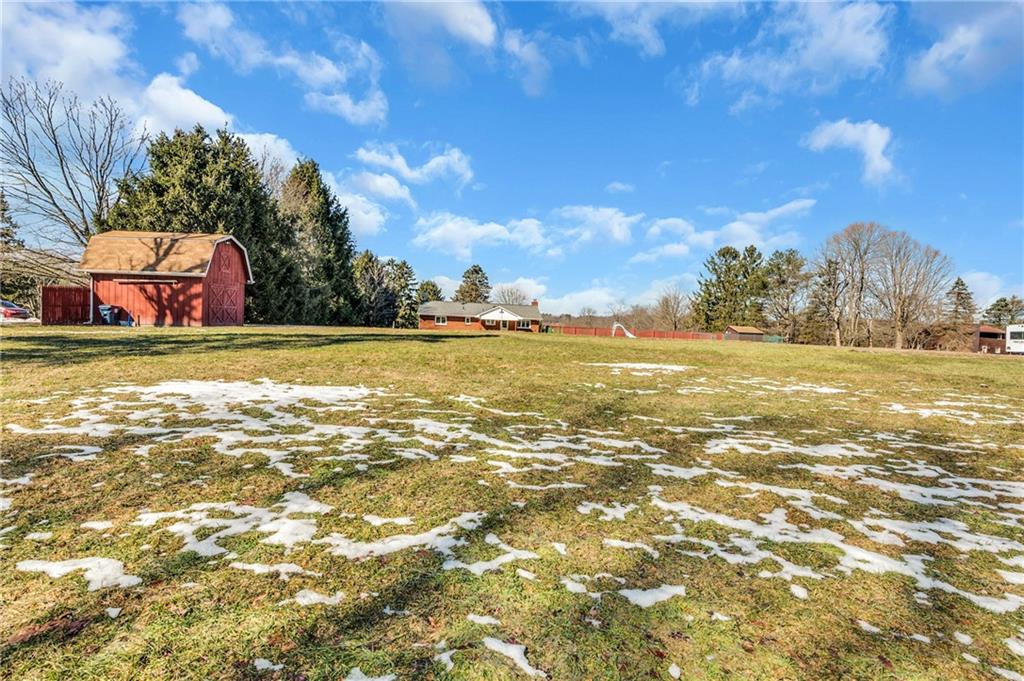 418 Hemlock Road Trafford, PA 15085 - Photo 20 of 25 Gallery Image 20