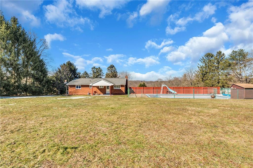418 Hemlock Road Trafford, PA 15085 - Photo 21 of 25 Gallery Image 21