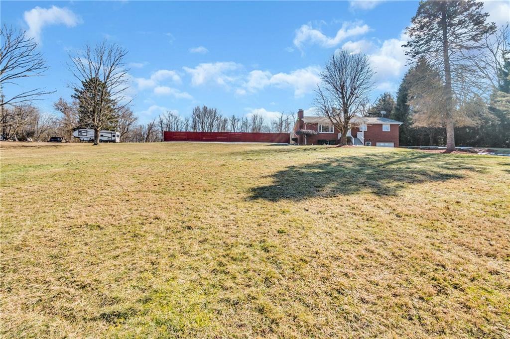 418 Hemlock Road Trafford, PA 15085 - Photo 24 of 25 Gallery Image 24