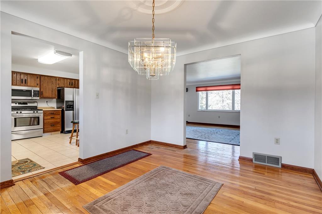 418 Hemlock Road Trafford, PA 15085 - Photo 5 of 25 Gallery Image 5