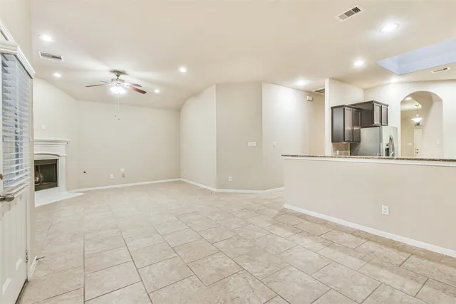 $1,950 | 8802 Adrienne Drive, Tomball, TX 77375