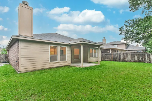 $1,950 | 8802 Adrienne Drive, Tomball, TX 77375