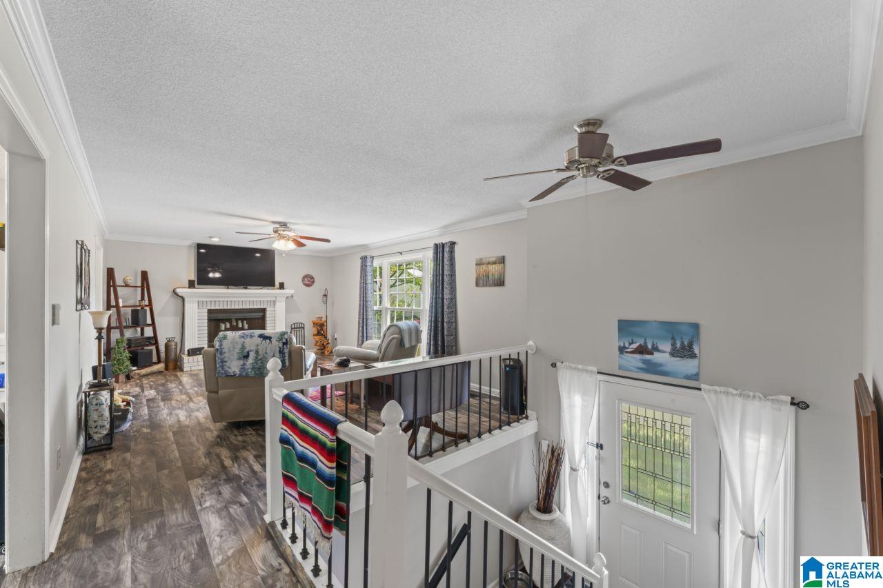141 Mallard Pointe Drive Pelham, AL 35124 - Photo 8 of 40